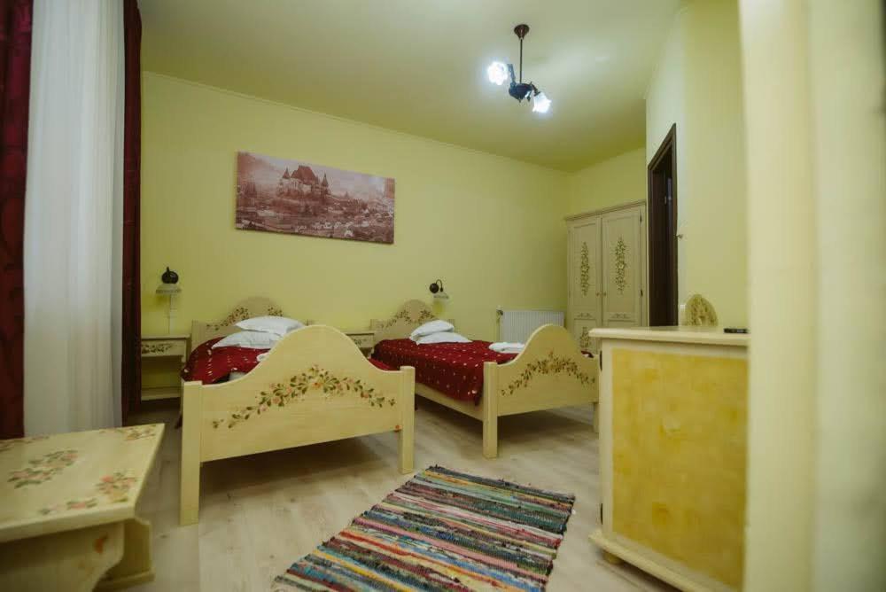 Casa 3*