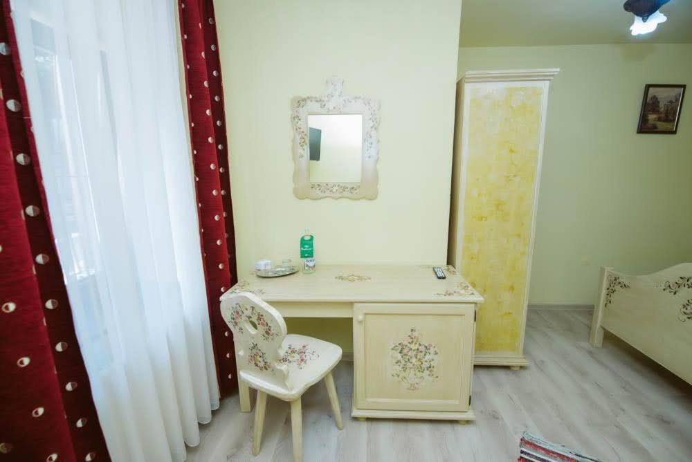Casa 3*