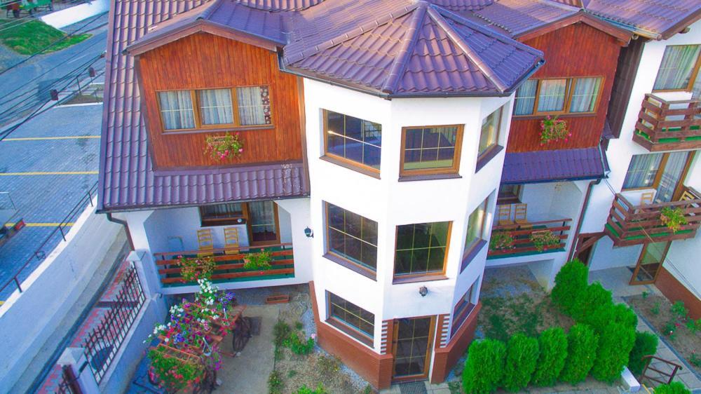 Pensión Casa 3*